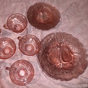 INDIANA GLASS CO. VINTAGE AVOCADO SWEET PINK PEAR TEA SET